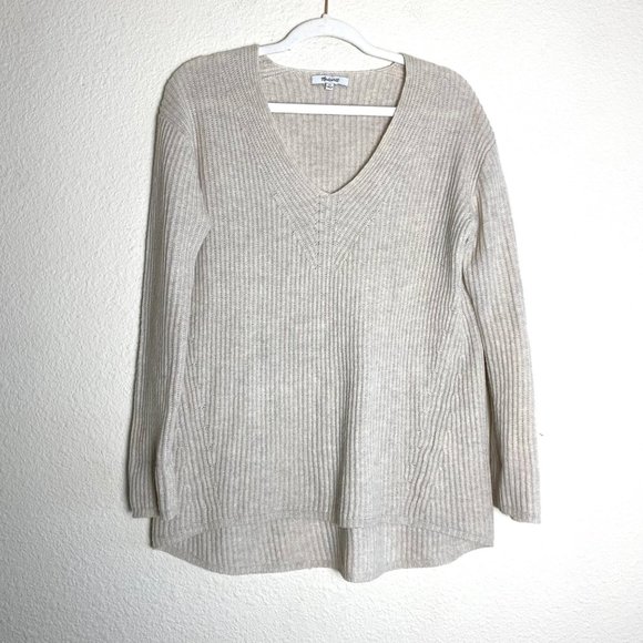 Madewell Woodside Merino Wool Long Sleeve V-Neck Ribbed Pullover Sweater - Picture 3 of 6
